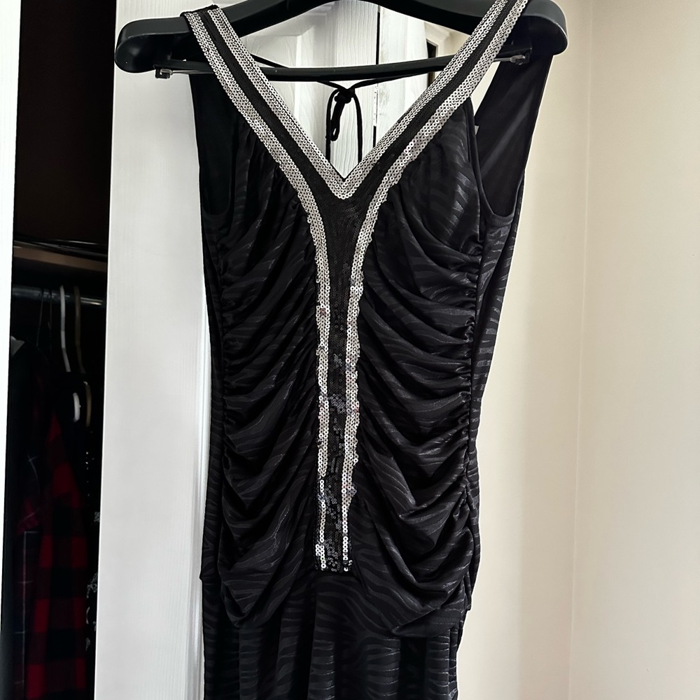 Sequin middle low cut dress